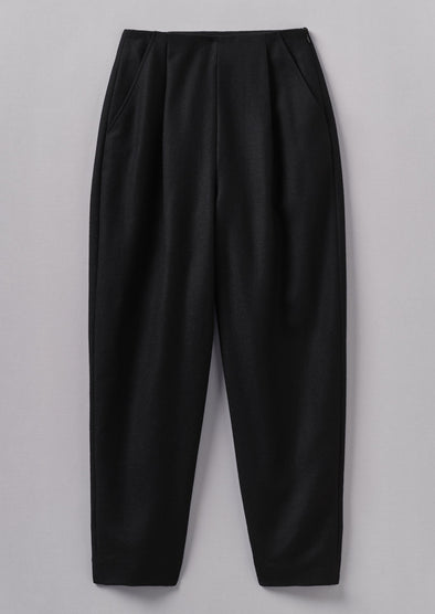 Wool Flannel Pleat Front Pants | Black | Women's Pants